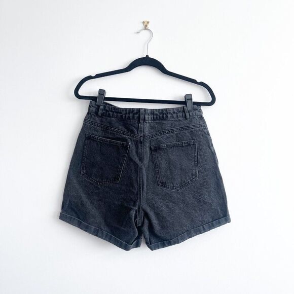 LOST IN LUNAR // The George Shorts // crafted from a 100% cotton denim // Size 8 - Picture 9 of 16